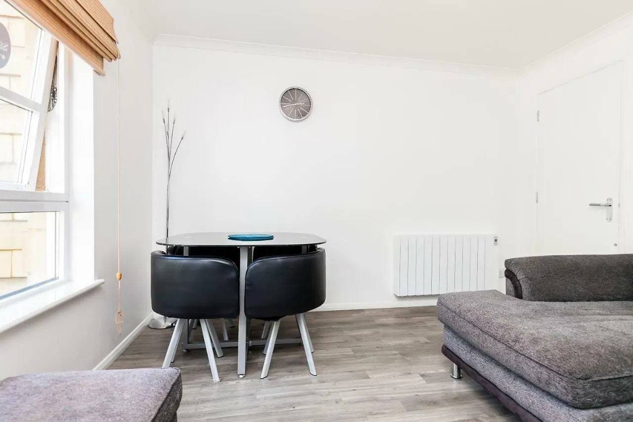 Luxury City Centre Apartment Edinburgh